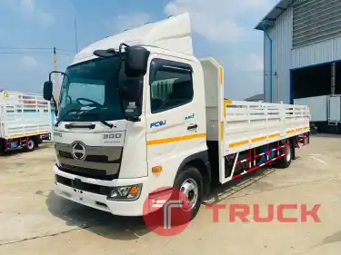 Hino ป้ายแดง ดาวน์น้อย ผ่อนนาน