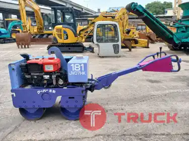 รถบดเดินตาม KOMATSU นำเข้าจากญี่ปุ่น สภาพพร้อมใช้งาน LINE ID @sangenjp โทร 089-0080077,089-0050007,086-0044333,065-8844400 www.sangenjp.com www.nmc99.com