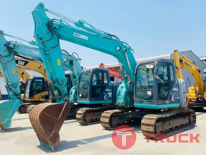 Kobelco SK135SR-2 YY06 ปี2009 ลายแย็ก โทร 080-6565422 หนิง