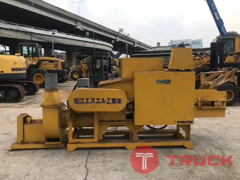 เครื่องบดไม้ นำเข้าจากญี่ปุ่น สภาพพร้อมใช้งานLINE @sangenjp โทร 089-0080077,089-0050007,086-0044333,065-8844400 www.sangenjp.com www.nmc99.com