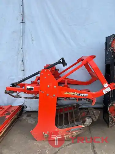 เครื่องขุดมันสำปะหลังตราช้าง รุ่น CDC80มือ2 งานขุดคุณภาพ ทดแทนแรงงาน ลดการสูญเสียผลผลิต ใส่รถ L47,L50 ขายสดราคา 39,000 บาท สนใจโทรสอบถาม 065-2401438 น้องเอิน สนใจเข้ามาเลือกดูที่ร้านได้จ้า