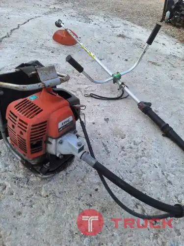 เครื่องตัดหญ้า STIHL เอวอ่อน สะพายหลัง รุ่นใหม่ สภาพสวยเดิม เช็คพร้อมใช้งาน มือสองจากญี่ปุ่น คุณภาพดี ทนทาน ใช้งานง่าย ไม่จุกจิก ไม่พังง่าย ของแท้ คุณภาพต่างกัน ราคา 3,500บาท โทร094-7899445