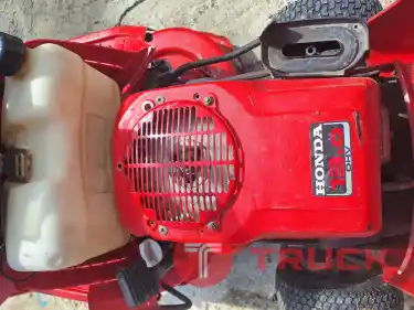 รถตัดหญ้านั่งขับ HONDA 13แรงม้า พร้อมถังเก็บหหญ้า ประมาณ 200ลิตร มือสองญี่ปุ่น เครื่องช่วงล่าง ระบบดี พร้อมใช้งาน ราคา 55,000บาท โทร 094-7899445