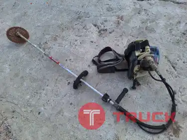 เครื่องตัดหญ้า ISEKI SZ265L แบบสะพายหลัง เอวอ่อน เบาสบาย ไม่ปวดเมื่อย เครื่องญี่ปุ่นแท้ สตาร์ทติดง่าย ทนทาน ไม่จุกจิกงอแง เสียงดี เร่งแรง เบาสบาย มือสองจากญี่ปุ่น เช็คระบบเครื่องยนต์ให้พร้อมใช้งาน ราคา 3,500บาท โทร 094-7899445