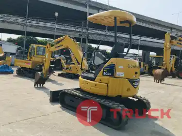 รถขุดมือสอง KOMATSU PC27MR ขนาดเท่ากับ PC30MR รถสวยมาก สอบถามเพิ่มเติมที่คุณชัญญา 0658844400