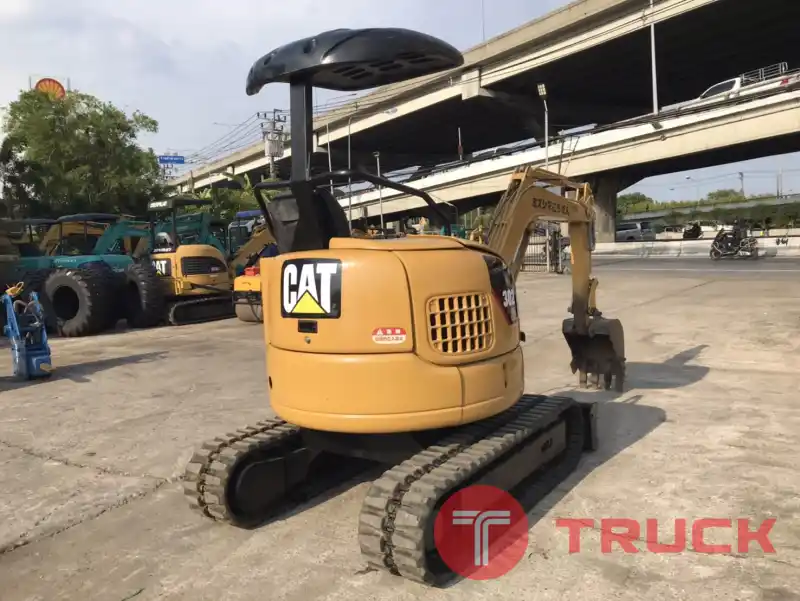 รถขุดมือสอง CAT302CR ขนาดเท่ากับ MM20CR พร้อมทำงานสอบถามรายละเอียดที่คุณชัญญา 0658844400