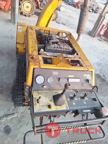 รถกวาดหิมะ คันใหญ่ เครื่องยนต์ดีเซล 3สูบ ดัดแปลงใช้งาน ในนาเกลือได้ หรือ พลิกกองปุ๋ย มือ2ญี่ปุ่น เครื่องช่วงล่างดี ระบบสมบูรณ์ ปรับสภาพให้พร้อมใช้งาน ราคา 99,000บาท โทร 094-7899445