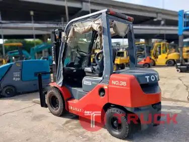 รถโฟลคลีฟท์ TOYOTA มือสอง รุ่น 02-8FD25 เคื่องดีเซล เสาสูง 3 เมตร งาสไลด์ข้างได้