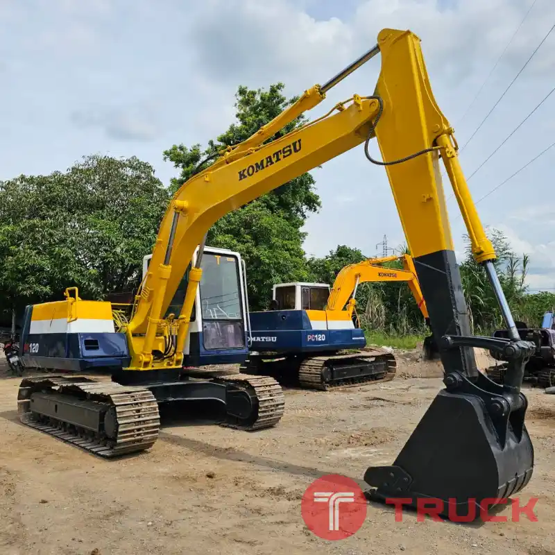 แบคโฮ KOMATSU PC120-5 แรงพร้อมใช้