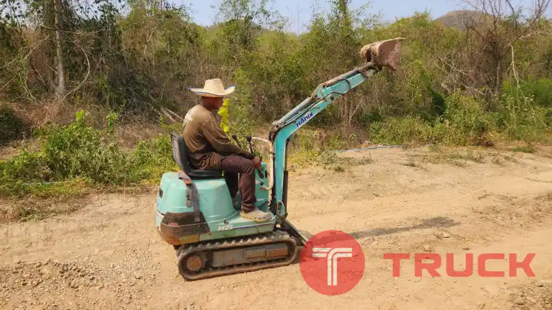 ขาย รถขุด แบคโฮจิ๋ว hanix pc 05 สภาพสวย มาเดิมจากญี่ปุ่นแท้ เครื่องดีเซล 1 สูบ