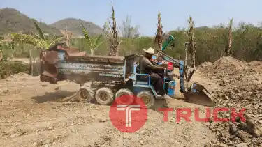 ขาย รถตัก รถบรรทุก รถโรยปุ๋ย สำหรับการเกษตร แบบ 3 in 1 เครื่อง isuzu ดีเซล 2 สูบ เก่านอก