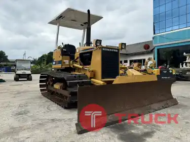 รถแทรคเตอร์มือสอง KOMATSU D21P-6 มาใหม่ พร้อมทำงาน สอบถามเพิ่มเติมที่คุณชัญญา 0658844400