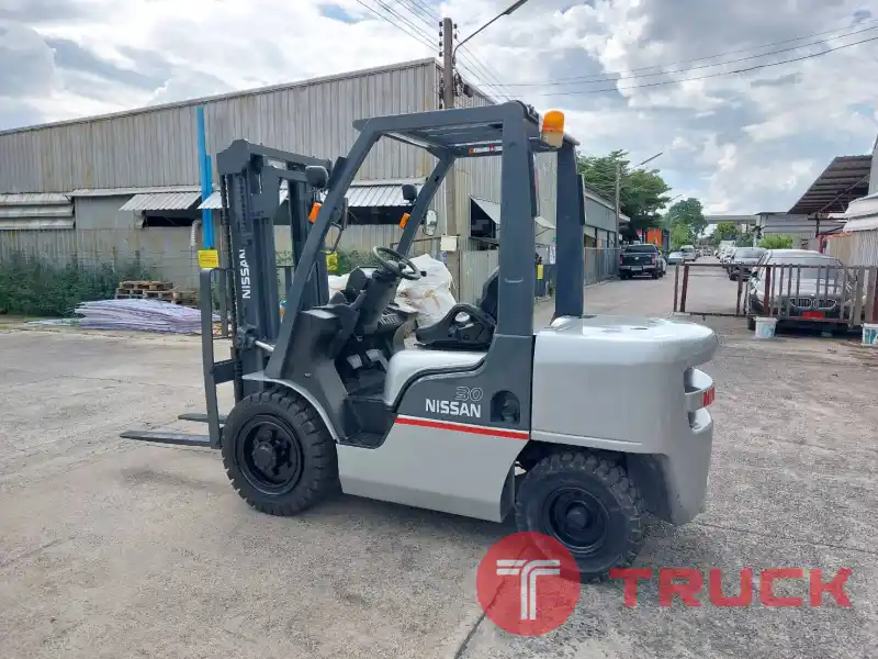 ขายรถโฟล์คลิฟท์มือสองญี่ปุ่น NISSAN YG1F2FD30