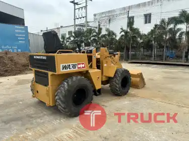 รถตักมือสอง KOMATSU WA30-1 รถสวย สอบถามเพิ่มเติมที่คุณชัญญา 0658844400