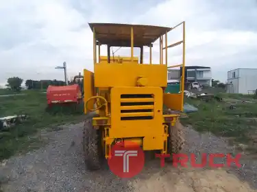 รถตัก FURUKAWA เอวอ่อน ขับเคลื่อน 4ล้อ บุ้งกี๋ 1คิว ตักเทสูง 3เมตร เครื่องยนต์ ISUZU C240 49แรงม้า รถญี่ปุ่น สภาพดีมาก สวยเดิม เครื่องช่วงล่างปั๊มระบบสมบูรณ์ดีมาก แรงสะใจ ราคา 165,000บาท โทร 094-7899445
