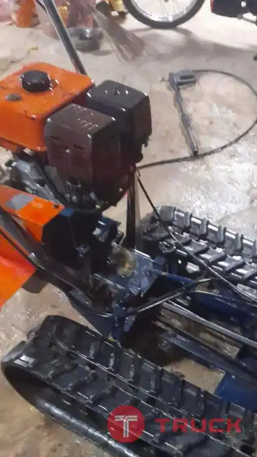 รถบรรทุกตีนตะขาบ