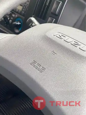 รถบรรทุก4ล้อ ISUZU NLR 130 แรง ปี 2561 รถห้างแท้ ไม่ติดเวลา ตู้แห้ง พร้อมใช้งาน