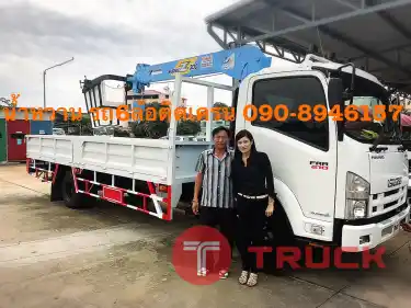 รถบรรทุกติดเครน