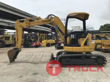 รถขุดมือสอง KOMATSU PC38UU-2 พร้อมใช้งาน สอบถามเพิ่มเติมที่คุณชัญญา 0658844400