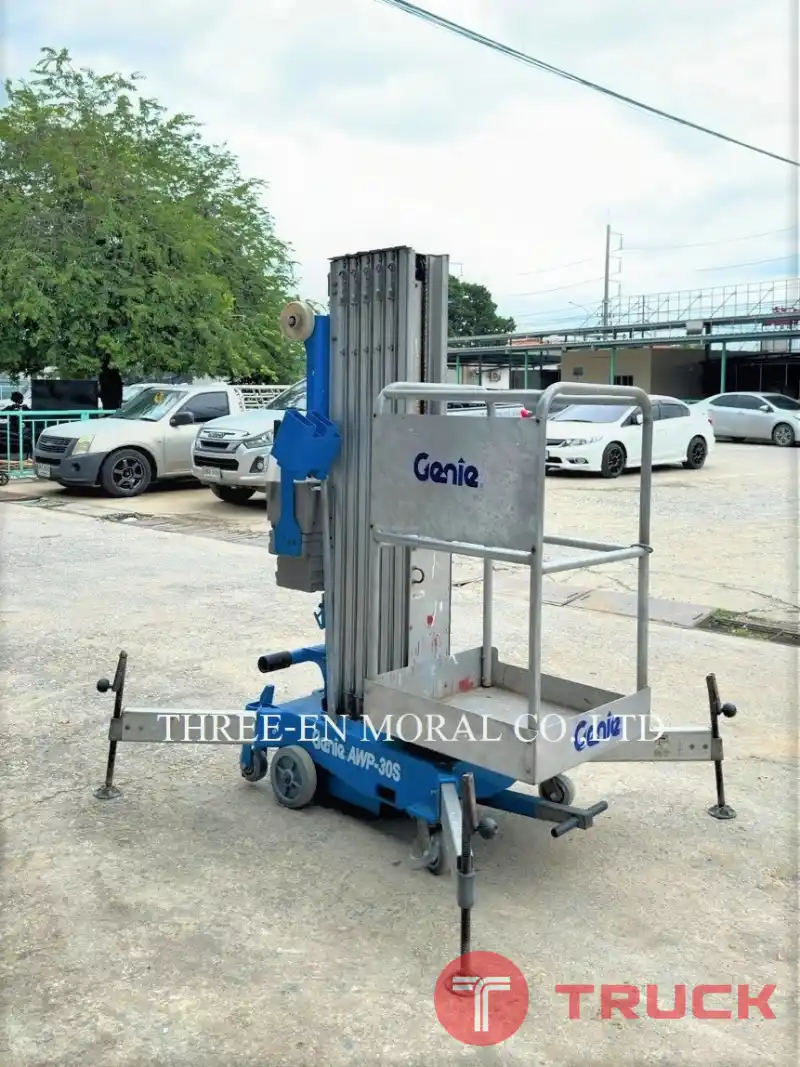 รถกระเช้า Personal Lift Genie AWP30S