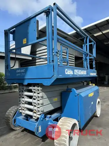 GS-3268DC - Scissor Lift ลิฟท์ขากรรไกร สูง 10-12m. by OEK 098-5625920