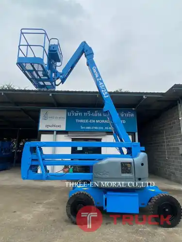 รถกระเช้า Boom Lift Genie Z45-25J