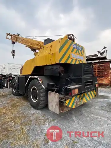 รถเครน Tanado TR250-M3