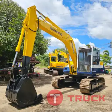รถขุด KOMATSU PC100-5 พร้อมใช้