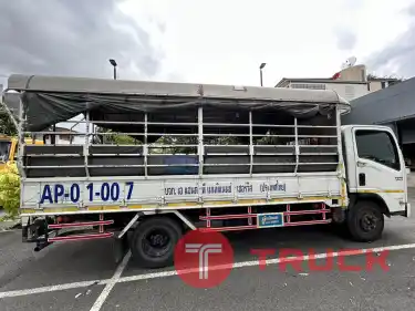 รถบรรทุก 6 ล้อ ISUZU รุ่น NPR 150 ปี 2015
