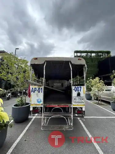 รถบรรทุก 6 ล้อ ISUZU รุ่น NPR 150 ปี 2015
