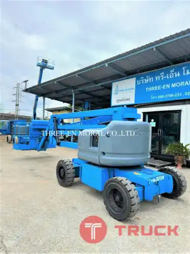 รถกระเช้า Boom Lift Genie Z45-25J