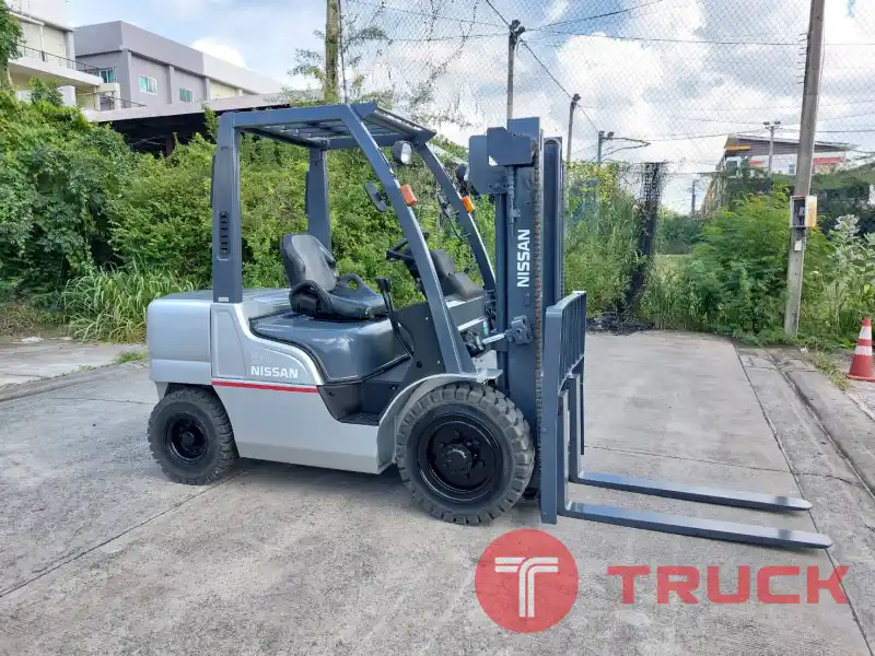 ขายรถโฟล์คลิฟท์มือสองญี่ปุ่น NISSAN YGL02FD30