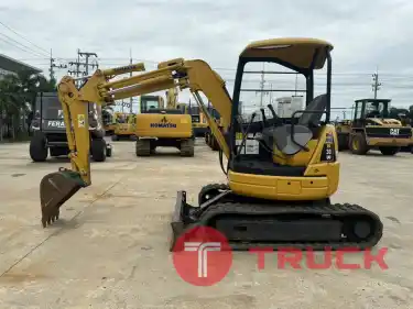 Komatsu PC30UU-2 นำเข้าจากญี่ปุ่น สภาพพร้อมใช้งาน ID Line @sangenjp โทร 089-0080077,089-0050007,086-0044333,065-8844400 www.sangenjp.com www.nmc99.com