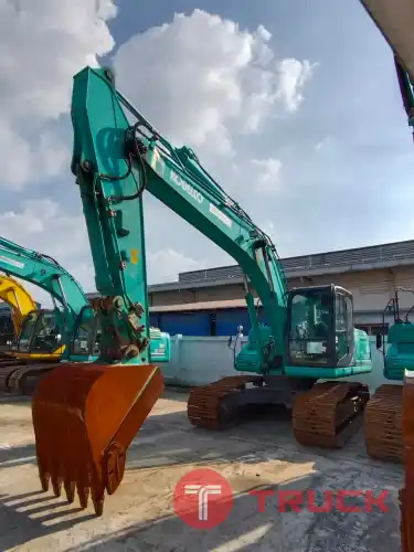 Kobelco SK200-9 ปี2013 นำเข้าจากญี่ปุ่น โทร.0806565422 หนิง