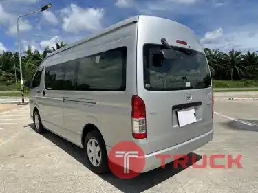 TOYOTA COMMUTER 3.0 AT ปี 2019