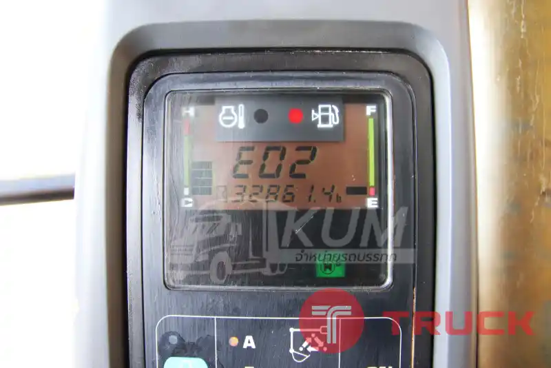 รถแบ็คโฮ Komatsu PC200-7 ปี 48 150 แรง ไฟฟ้าครบ