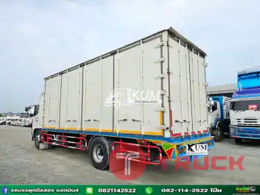 หกล้อตู้สิบบาน HINO FG8J 212 แรง ปี 2555