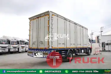 หกล้อตู้สิบบาน HINO FG8J 240 แรง ปี 2565 ยาว 7.8 สูง 2.6 กว้าง 2.4
