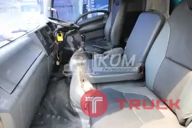สิบล้อตู้สิบบาน Isuzu FVM 240 แรง ปี 56