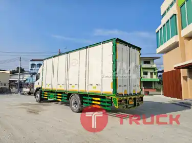 หกล้อตู้สิบบาน Isuzu FTR 240 แรง ปี 60