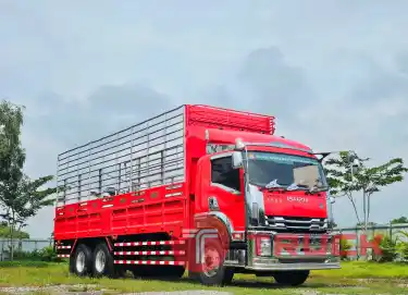 10 ล้อล่อง ISUZU FVM 240แรง ปี55