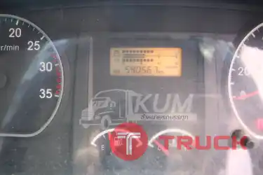หกล้อตู้สิบบาน Isuzu FTR 240 แรง ปี 60