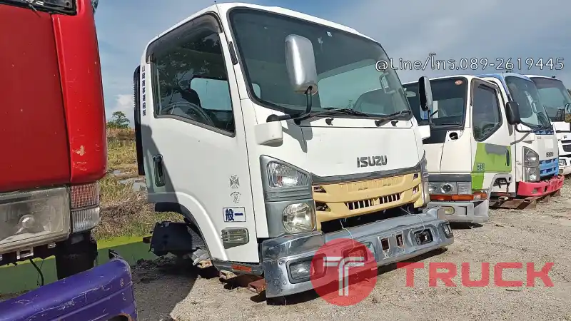 ISUZU NPR โรโบคอป 6ล้อกลาง, ระบบไฟ 24V. ,รุ่นยกหัวได้, เกียร์ออโต้ ,สินค้าเดิมๆเก่านอก
