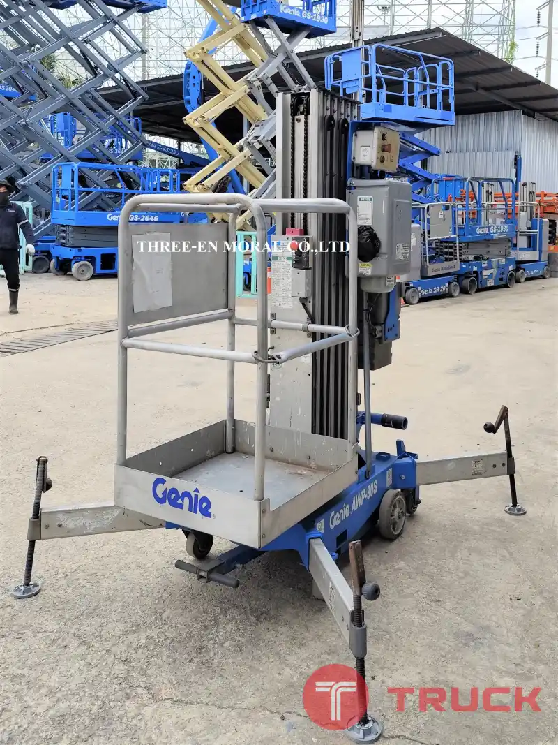รถกระเช้า Personal Lift Genie AWP30S