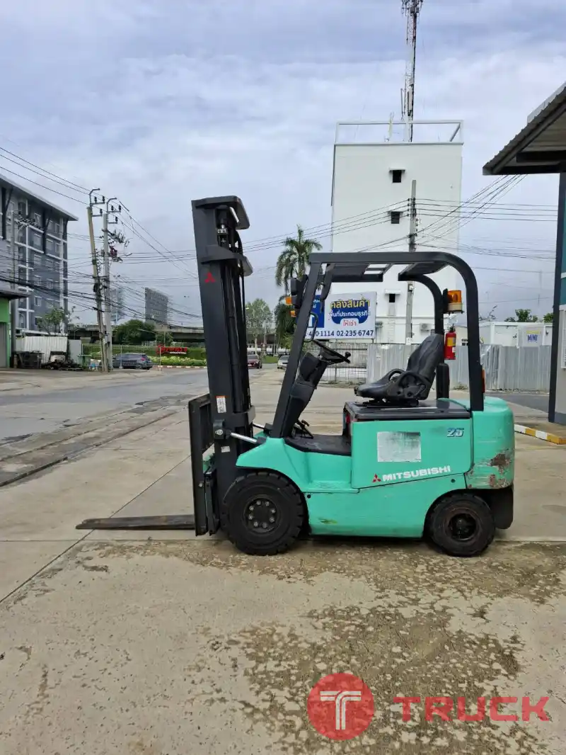 150 รถไฟฟ้านั่งขับ Mitsubishi FB25CA1