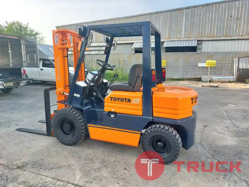 ขายรถโฟล์คลิฟท์มือสองญี่ปุ่น TOYOTA 5FG25V30