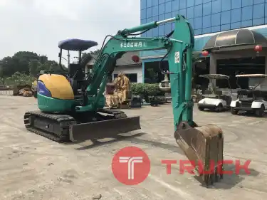 รถขุดมือสอง KOMATSU PC45MR-1 พร้อมทำงาน สอบถามเพิ่มเติมที่คุณชัญญา 0658844400
