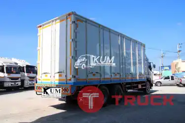 สิบล้อตู้สิบบาน Isuzu FVM 240 แรง ปี 56