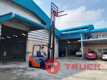 โฟล์คลิฟท์ โตโยต้า
