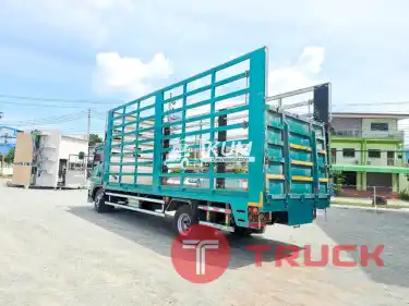 หกล้อคอก ISUZU FRR 190 แรง ปี 60